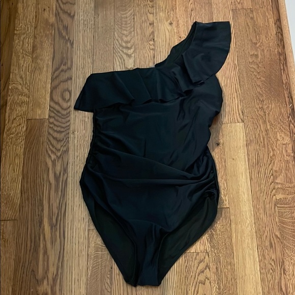 Amazon Black One-Piece Swimsuit with Sleek Design - Picture 1 of 2